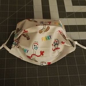 Toy Story's Forky face mask